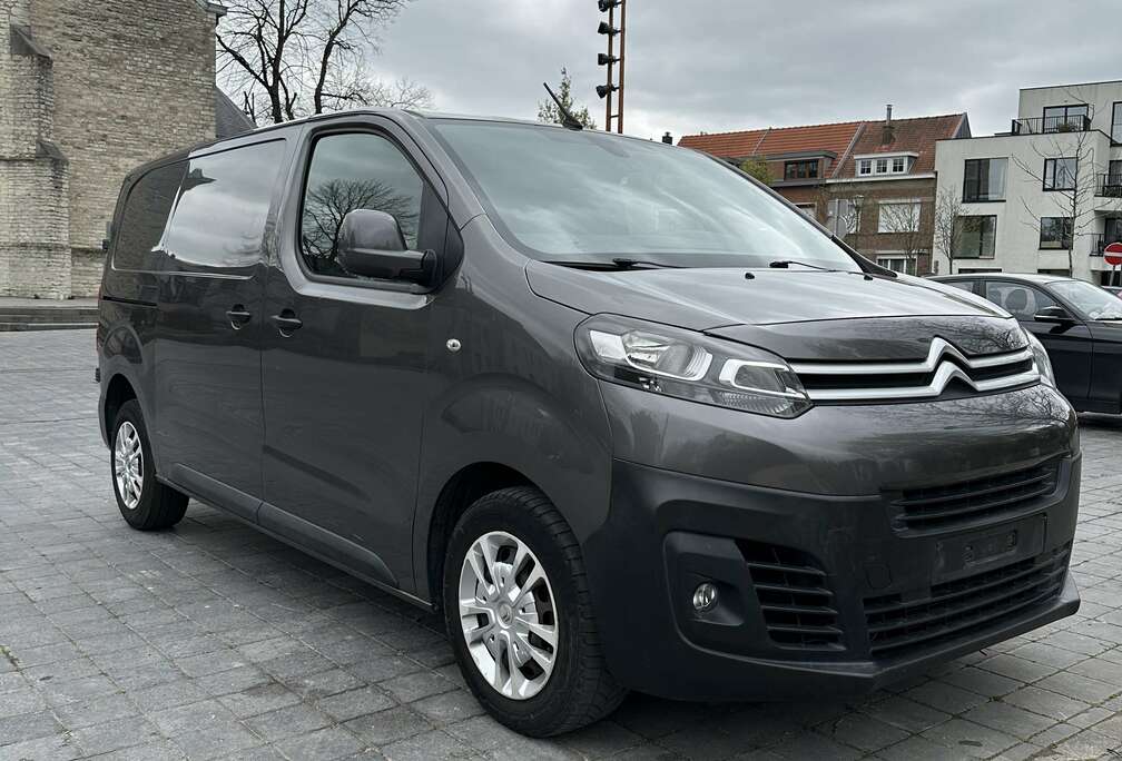 Citroen Utilitaire 2.0 Diesel AVEC ARMOIRES SORTIMO