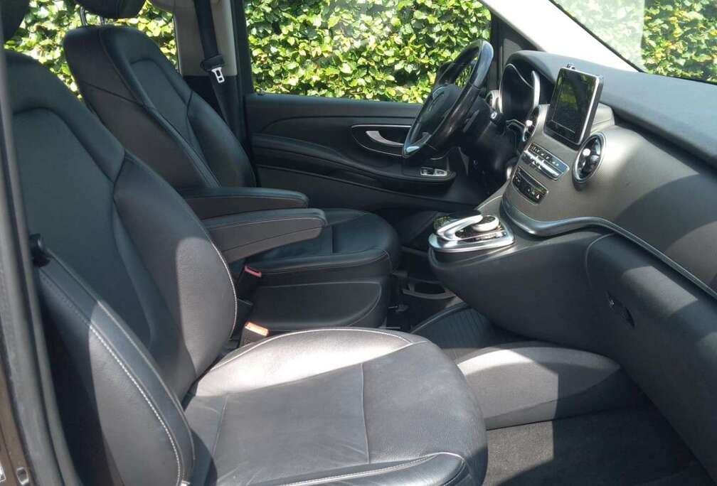 Mercedes-Benz d lang 4Matic 7G-TRONIC Avantgarde