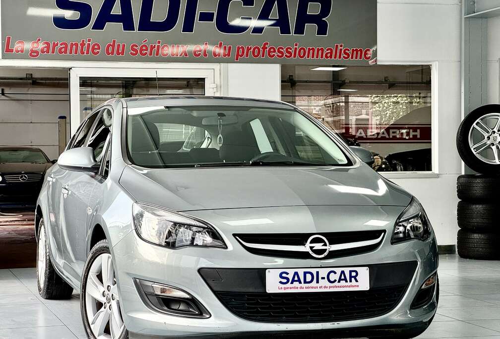 Opel 1.6i 115cv Cosmo - ETAT NEUF