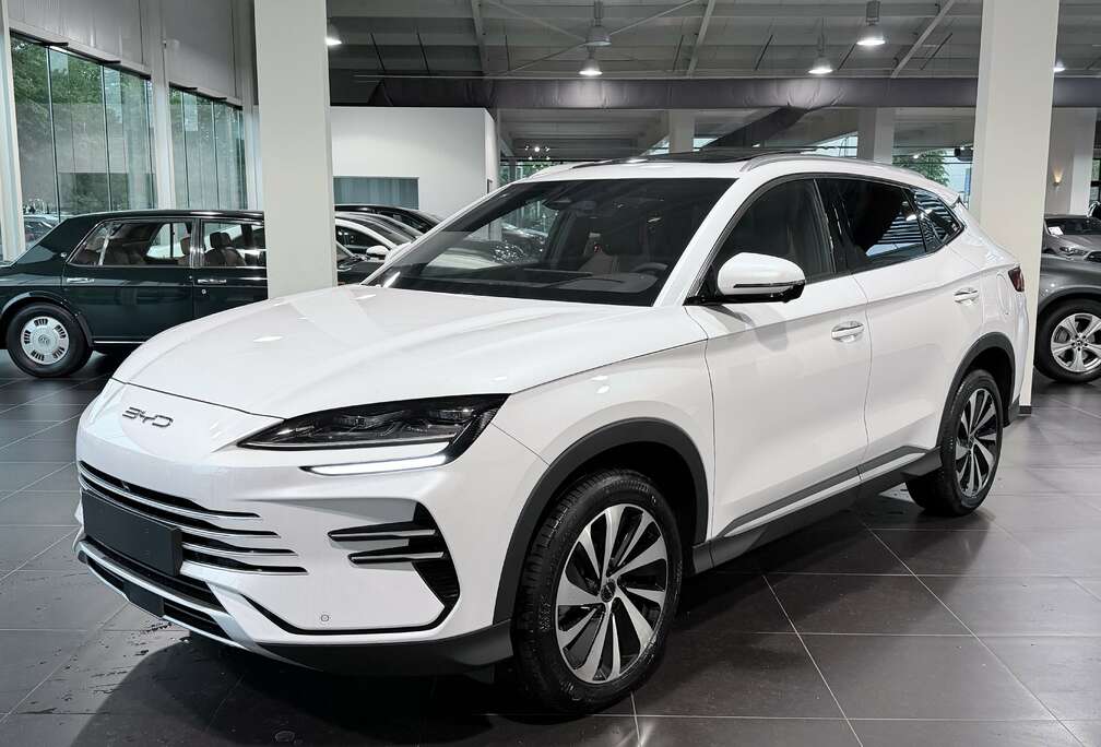 BYD DM-i Design AWD 324 pk Panorama, Head-Up Display, 360 Camera, Infinity Sound