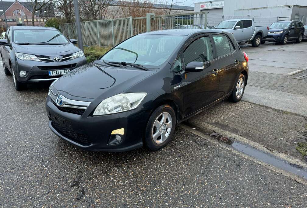 Toyota Auris HEV 1.8i HSD Luna CVT