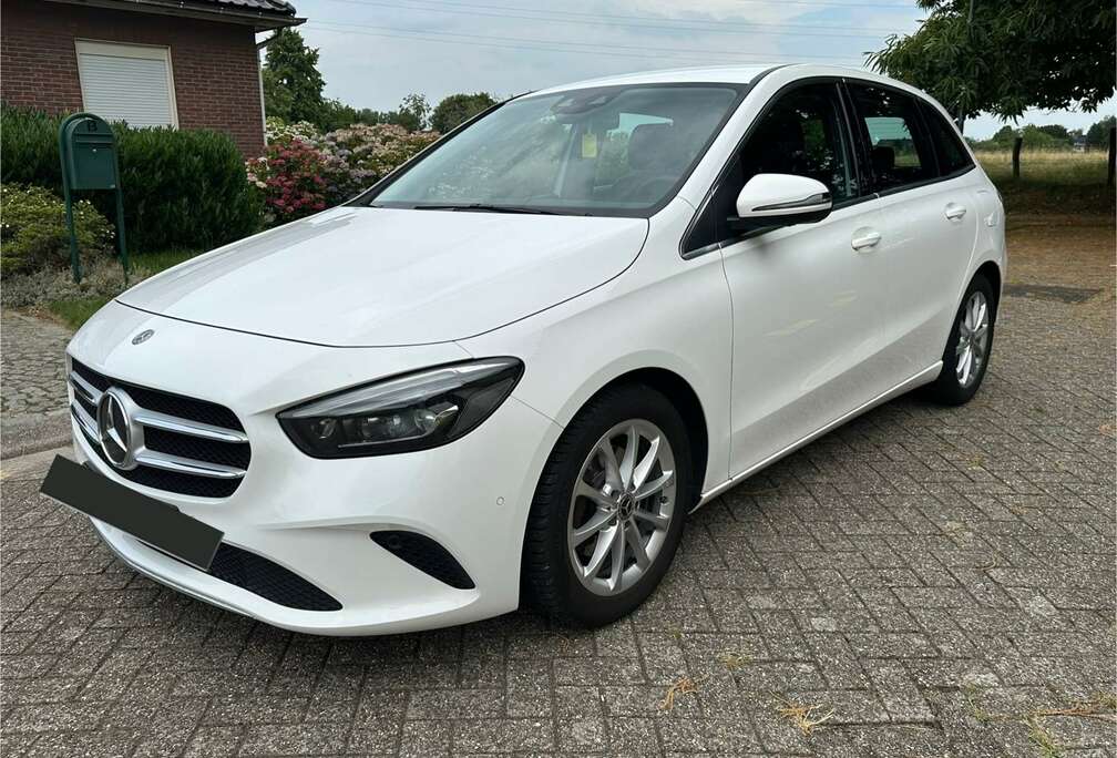 Mercedes-Benz d 4Matic 8G-DCT Progressive