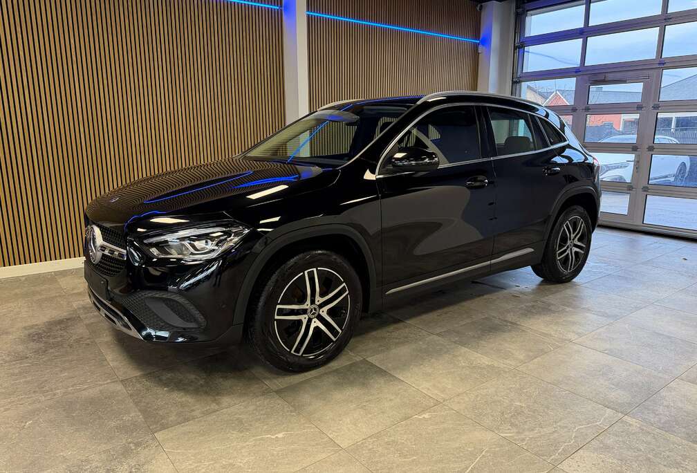 Mercedes-Benz GLA 200 7G-DCT Progressive camera-zetelverwarm