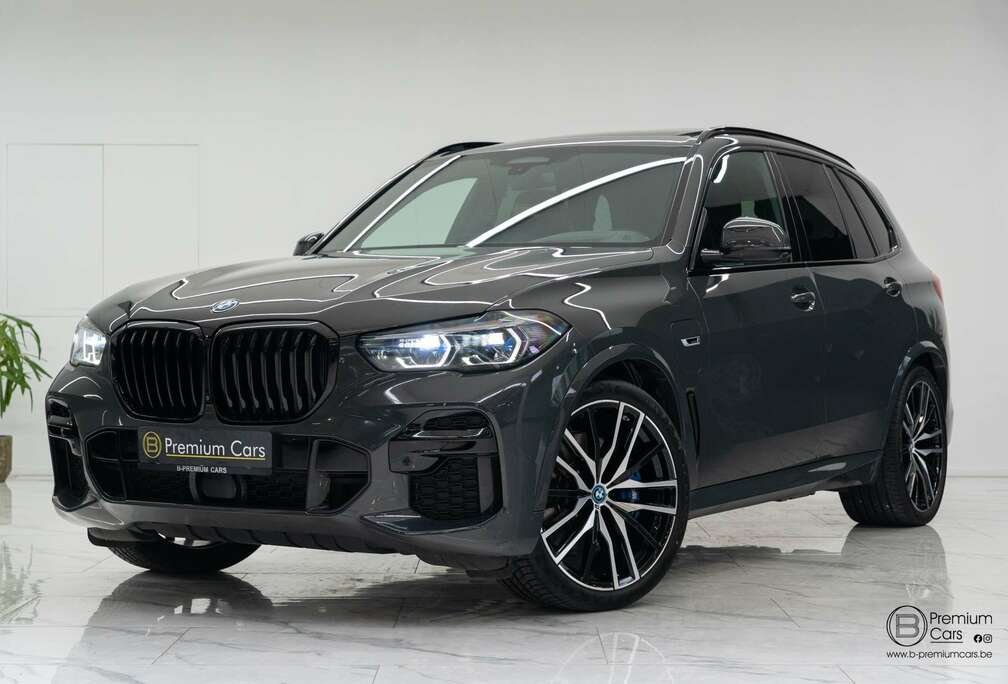 BMW xDrive45e M Seats Laser, HUD, Pano, Acc Sfeer