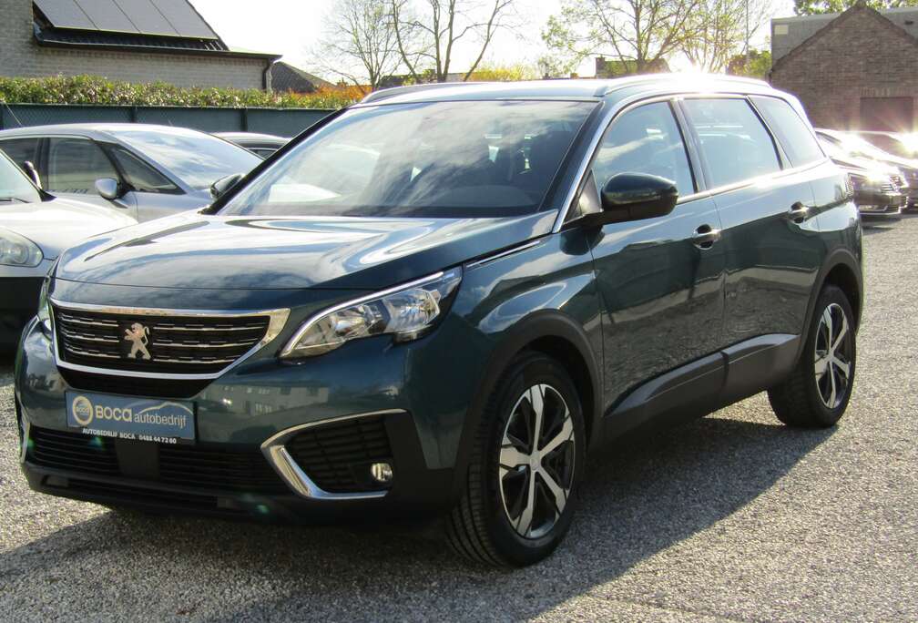 Peugeot 5008 1.2 benzine 130