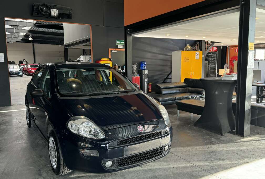 Fiat 1.2i - A/C - RADIO CD/AUX/USB - 5 PORTES - MANUEL