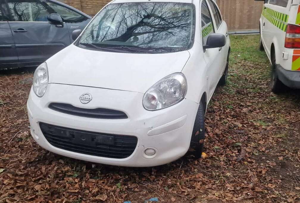 Nissan 1.0i 16v Punch P/S