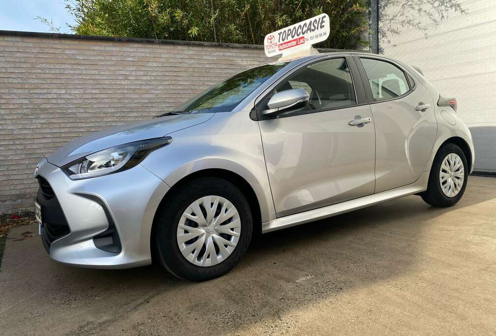 Toyota 1.5i VVT-i HYBRID AUTOMAAT/ €17230+/6500 KM