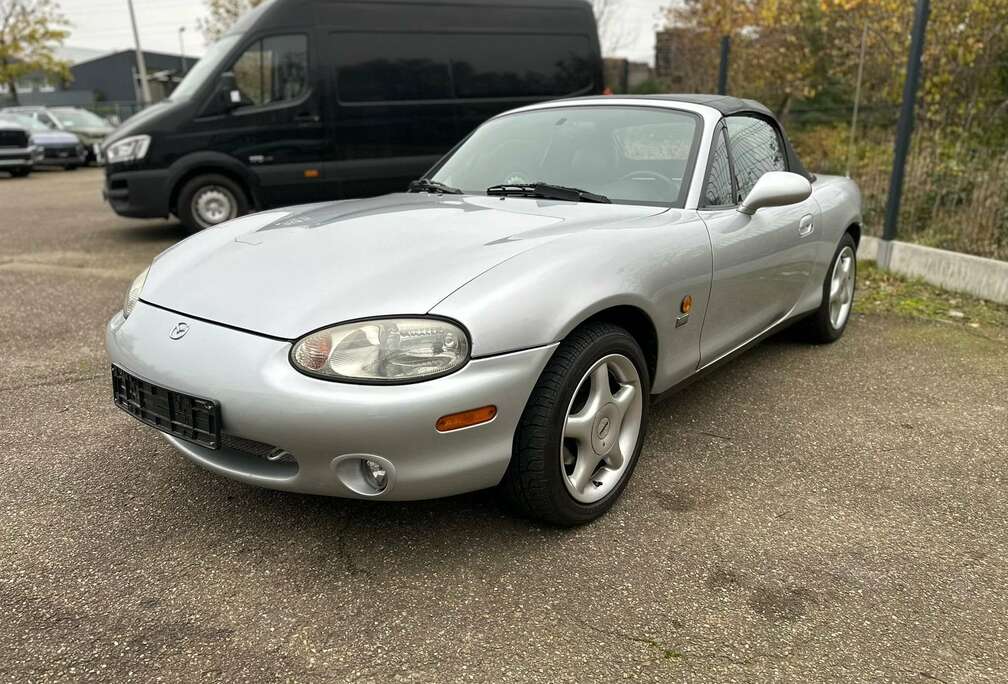 Mazda MX-5 1.6i 16V Millenium edition 45/100