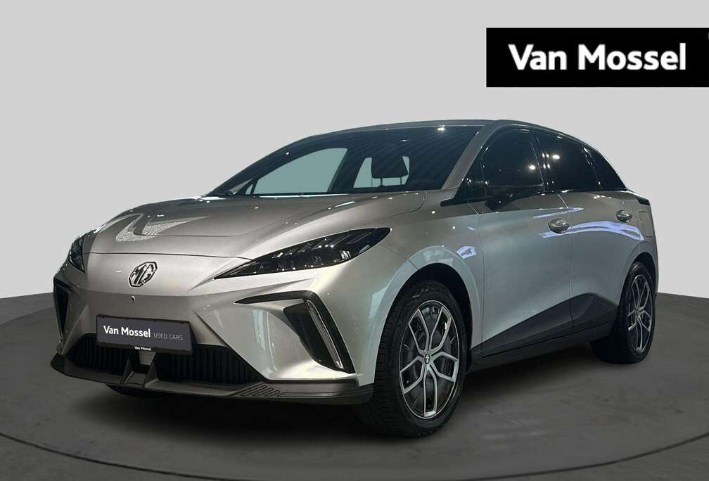 MG 64 kWh Luxury