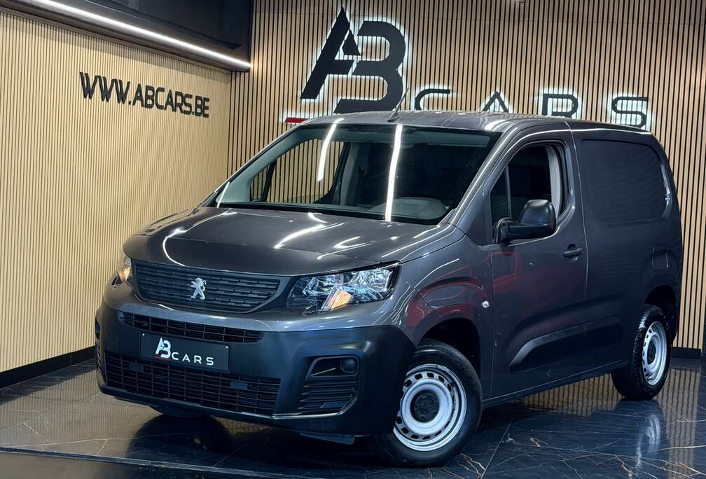 Peugeot 1.5 BLUEHDI UTILITAIRE 49MKM ** UTILITAIRE ** GARANTIE 12 MOIS