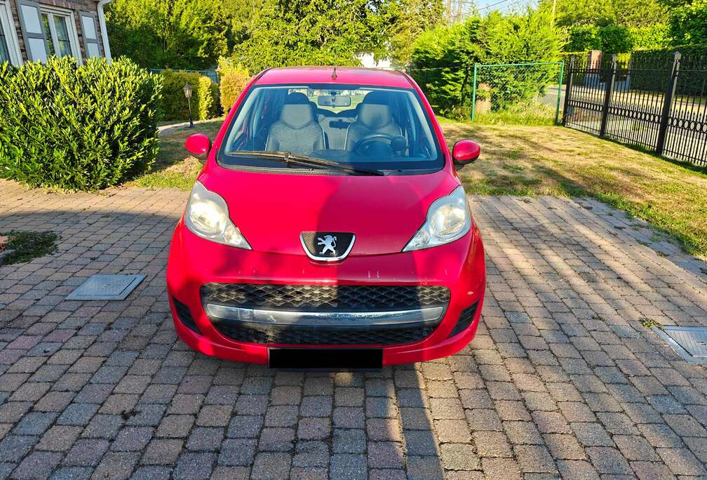 Peugeot 107 1.0i Urban Move