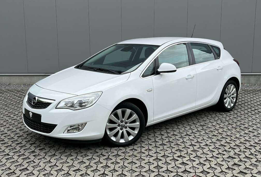 Opel 1.3 CDTi ecoFLEX GARANTIE Airco Leder Cruise C