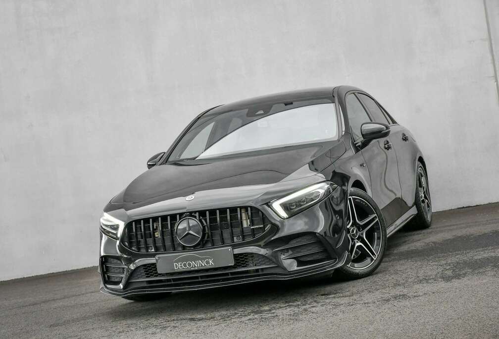 Mercedes-Benz 4Matic*SUNROOF*ALCANTARA*MEMORY*BURMESTER*CARPLAY*