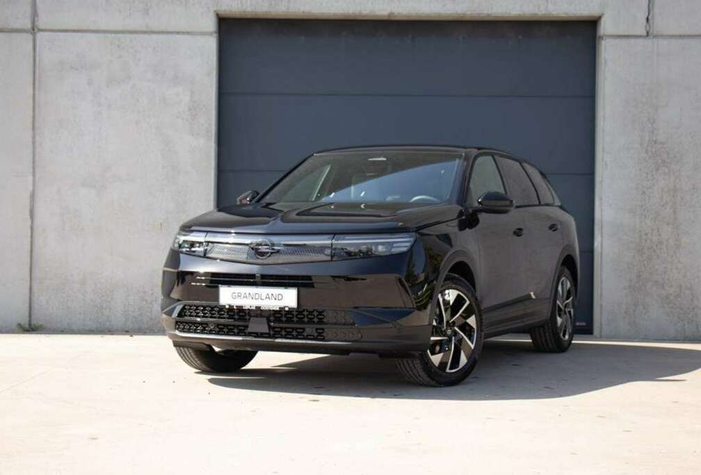 Opel GS 1.2T MHEV 145PKCAMERANAVIKEYLESS