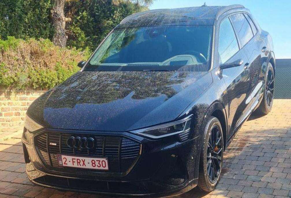 Audi e-tron 55 quattro S line