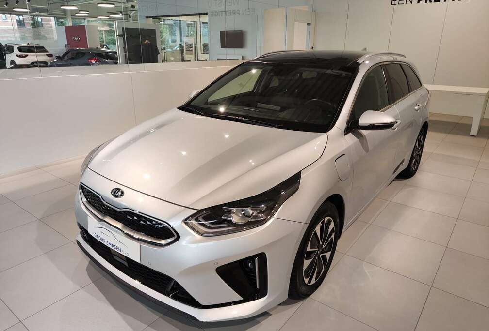 Kia 1.6 GDI DCT OPF PHEV Platinum Edition