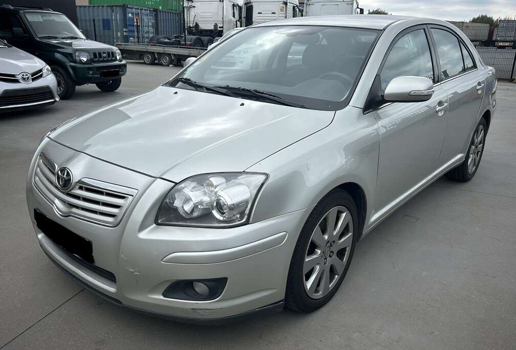 Toyota Avensis 2.0 Turbo D4D, Navigation
