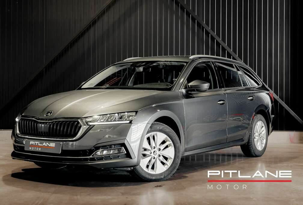 Skoda Combi 2.0 TDi LANE-ASSIST / SIEGES CHAUFF. / CARPL