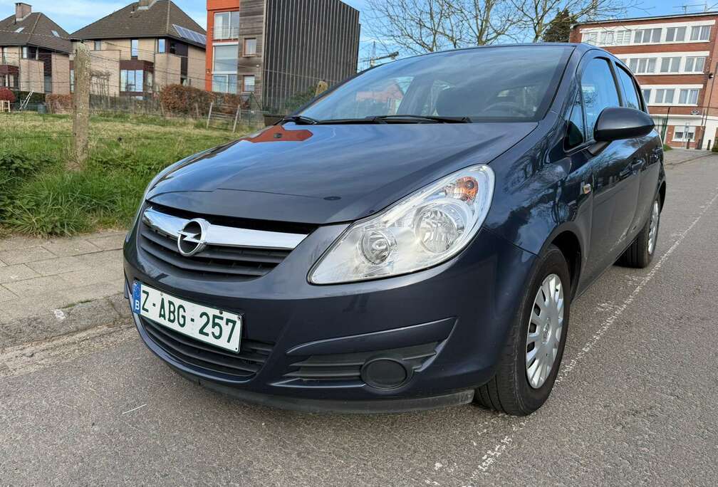 Opel Corsa 1.0i Enjoy