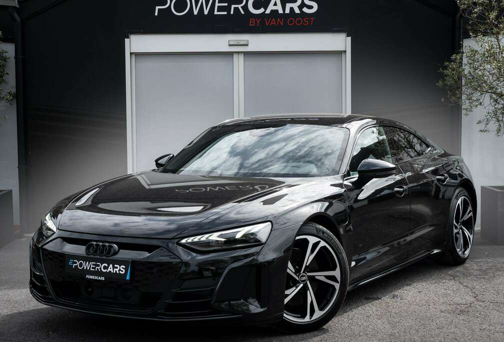 Audi Quattro  FULL BLACK  Camera  Pano