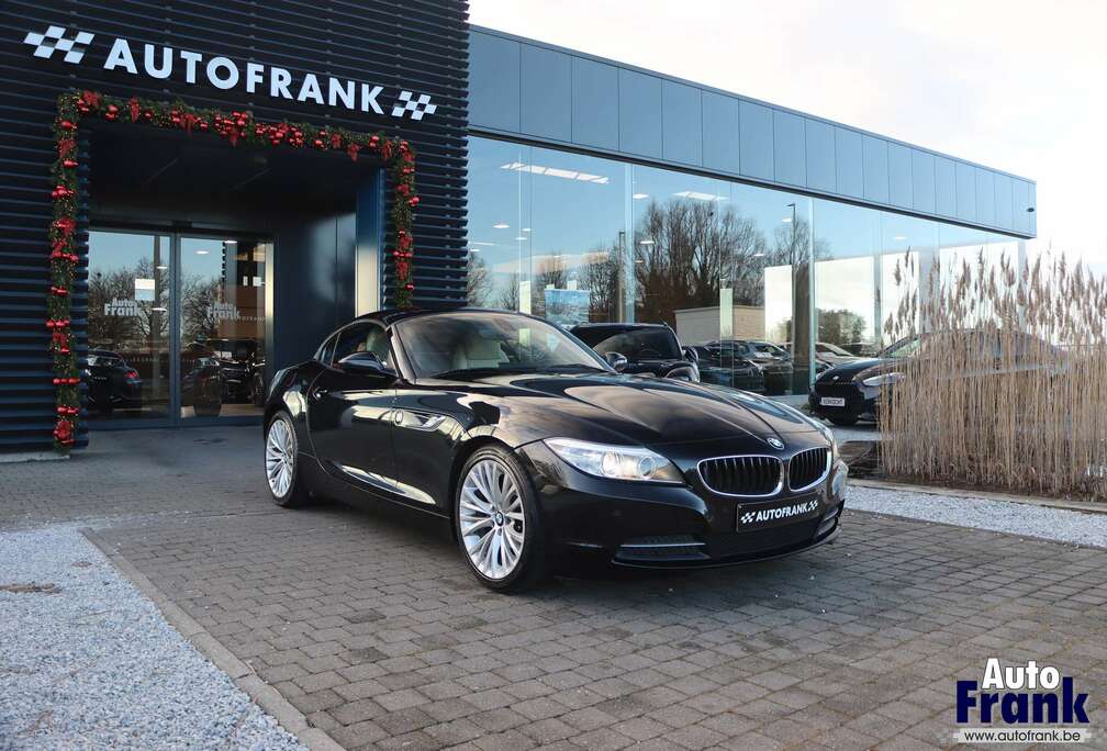 BMW 18I / CABRIO / KEYLESS / LEDER / PDC V+A / NAVI