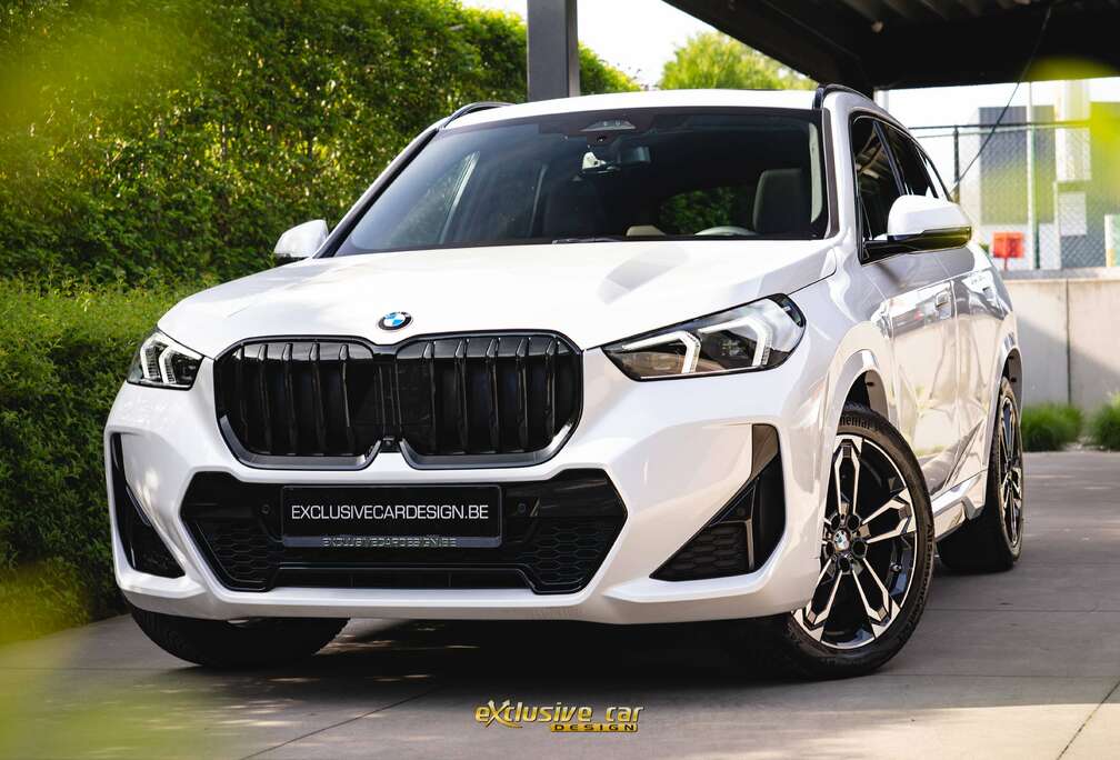 BMW xDrive23i M Sport 2.0iAS MHEV /Panodak/Harman Kardon/360Cam/Driving Assist. Plus/HUD/Massage/