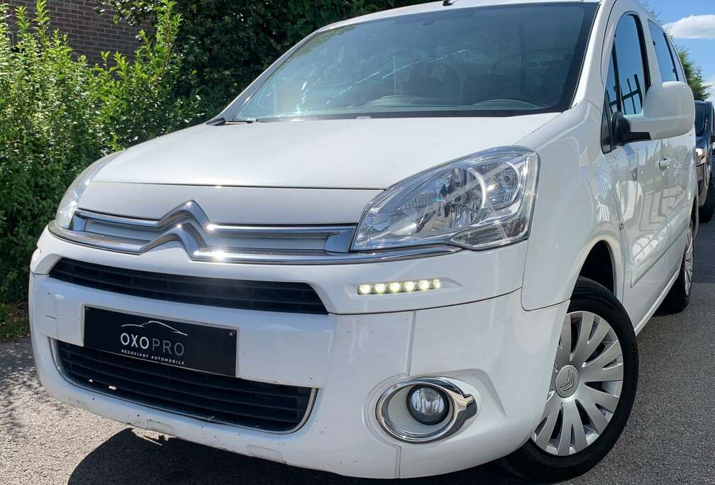 Peugeot 1.6 HDI Boite Auto / Utilitaire / 3 Places / Airco