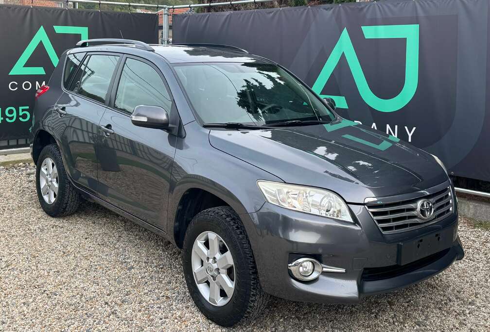 Toyota 2.2 D * EU5 * AIRCO * EXCELLENT ETAT * 1ER PROP. * GARANTIE