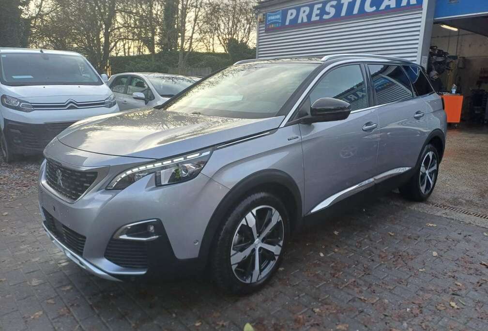 Peugeot 5008 1.2 i STT 7 PLACES