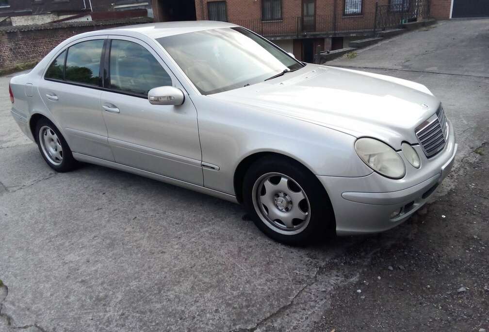 Mercedes-Benz E 200 CDI Classic
