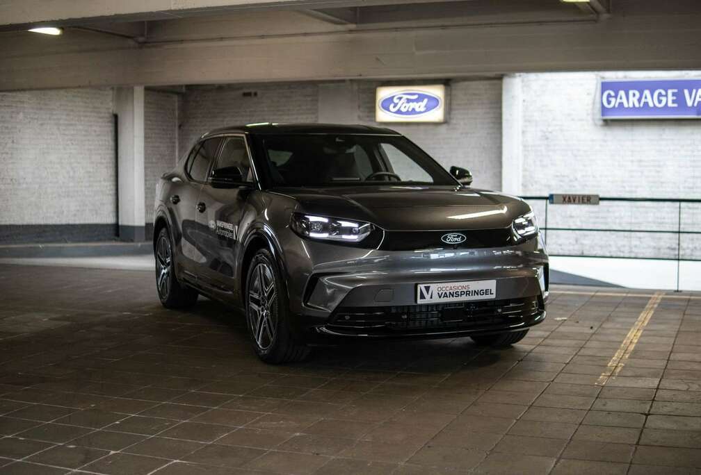 Ford 77 kWh Extended Range RWD Premium