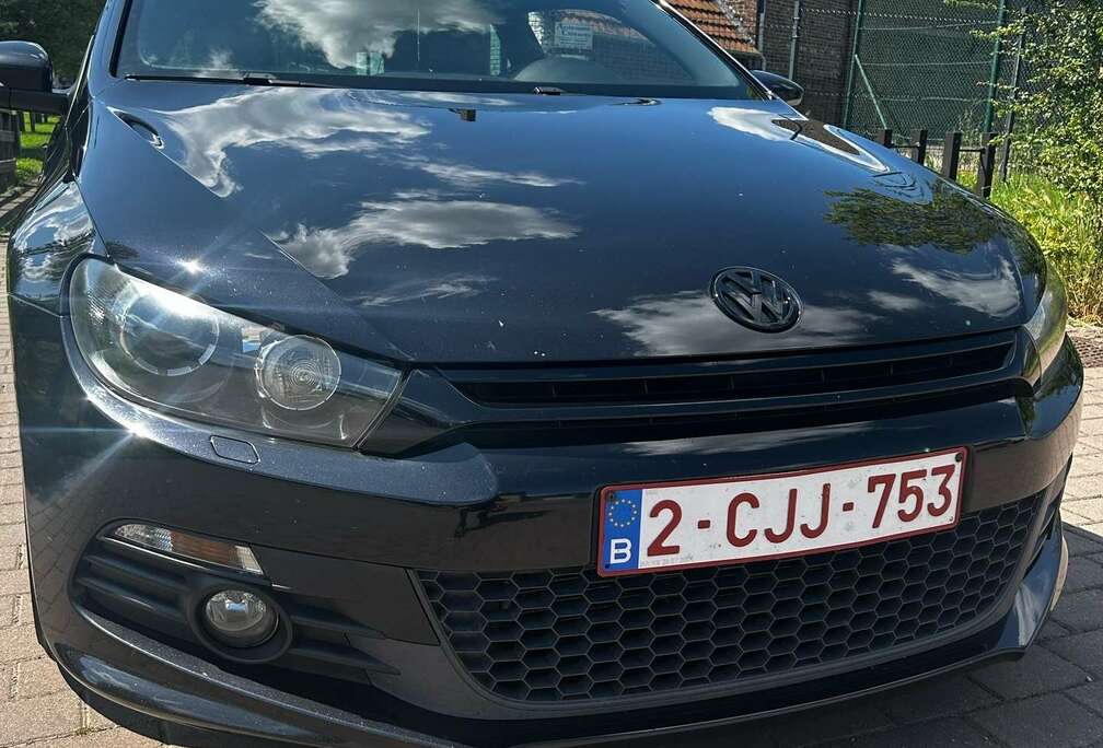 Volkswagen 2.0 CR TDi DPF DSG