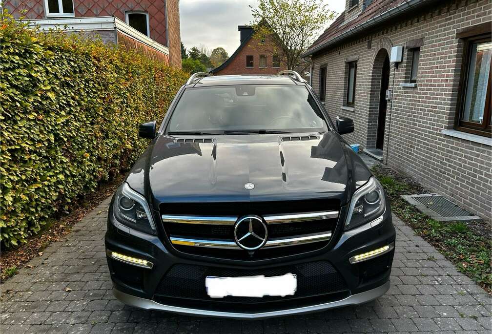 Mercedes-Benz FROM SECOND OWNER PERFECT CONDITION GL63 AMG