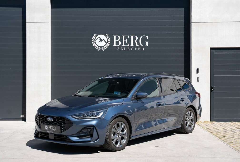 Ford ST-Line X  Facelift  MHEV  HUD  Camera  ACC  Zetel/Stuurverwarming  Trekhaak  LED  CarPlay  Keyless  Dodehoek
