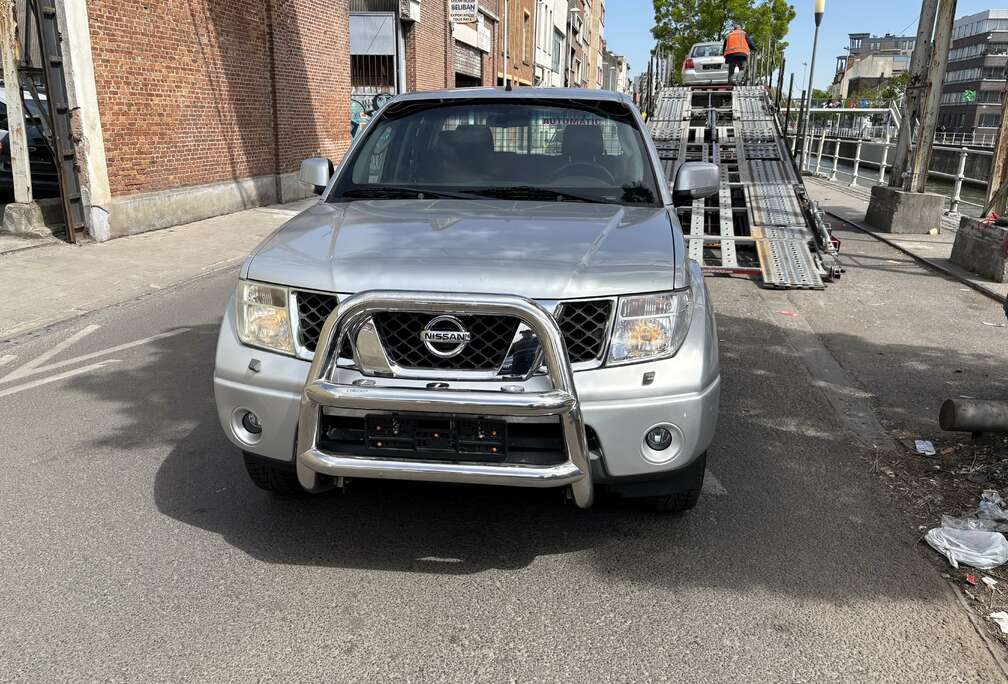 Nissan 2.5 dCi 144 ch King Cab Sport 4x2