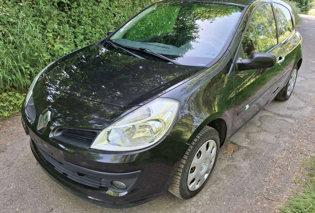 Renault 1.5 dCi Community Black