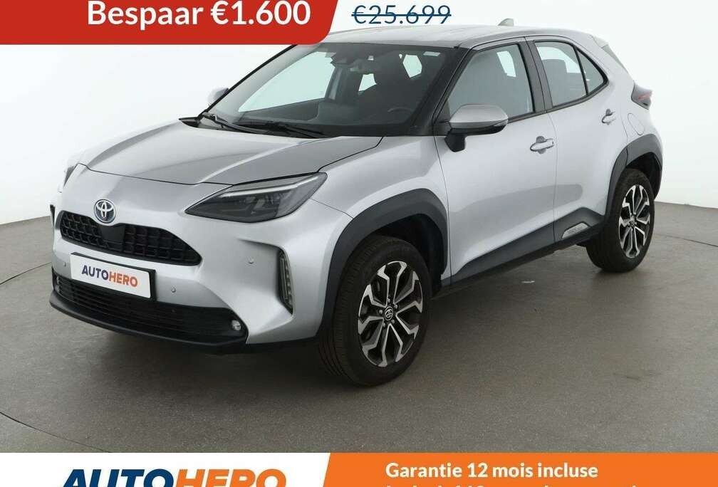 Toyota 1.5 Hybrid 2WD Active