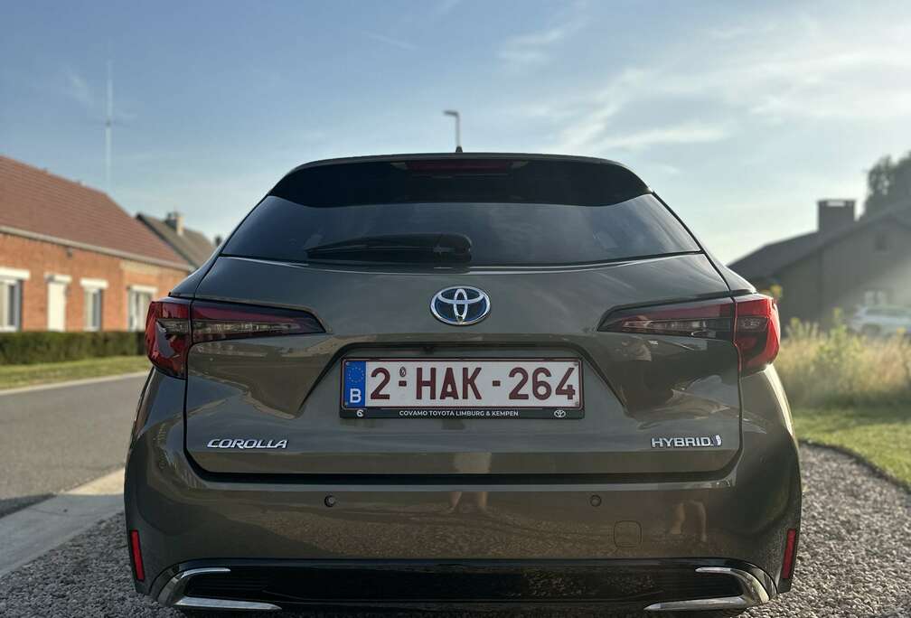 Toyota SW Hybrid 1.8 Dynamic GPF e-CVT