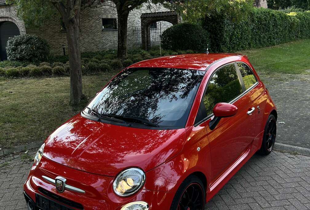 Abarth Abarth 595 160pk Rosso