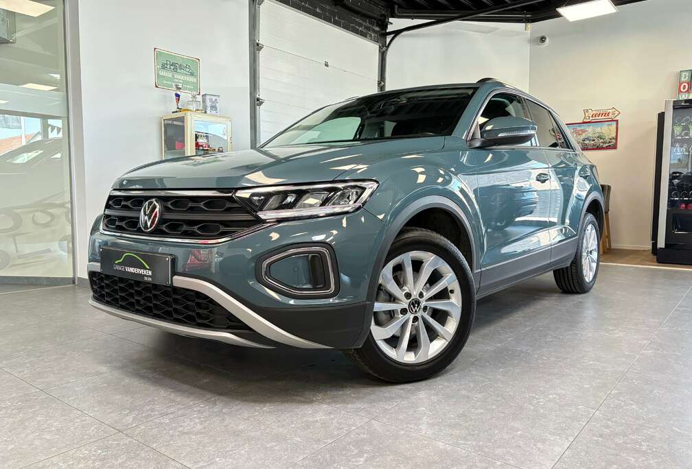 Volkswagen T-Roc 1.0 TSI Life * Petrolblauw *