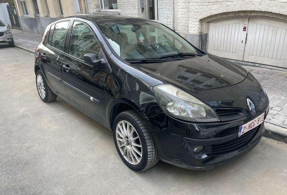 Renault 1.4i RT