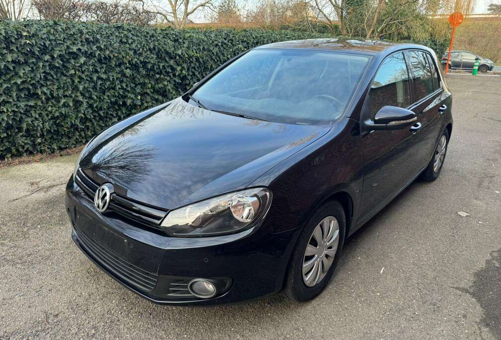 Volkswagen Golf 1.6 TDI DPF Comfortline