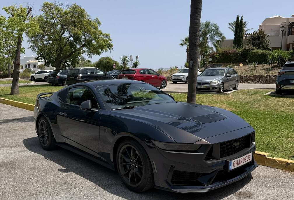 Ford Mustang 5.0 Ti-VCT V8 GT Dark Horse GT Dark Horse