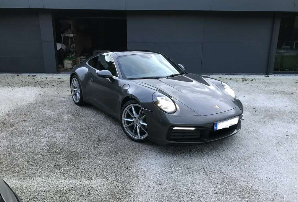 Porsche 911 Carrera PDK