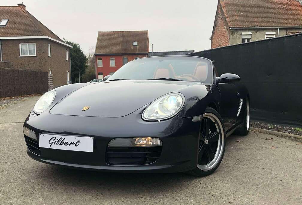 Porsche 2.7i Tiptronic