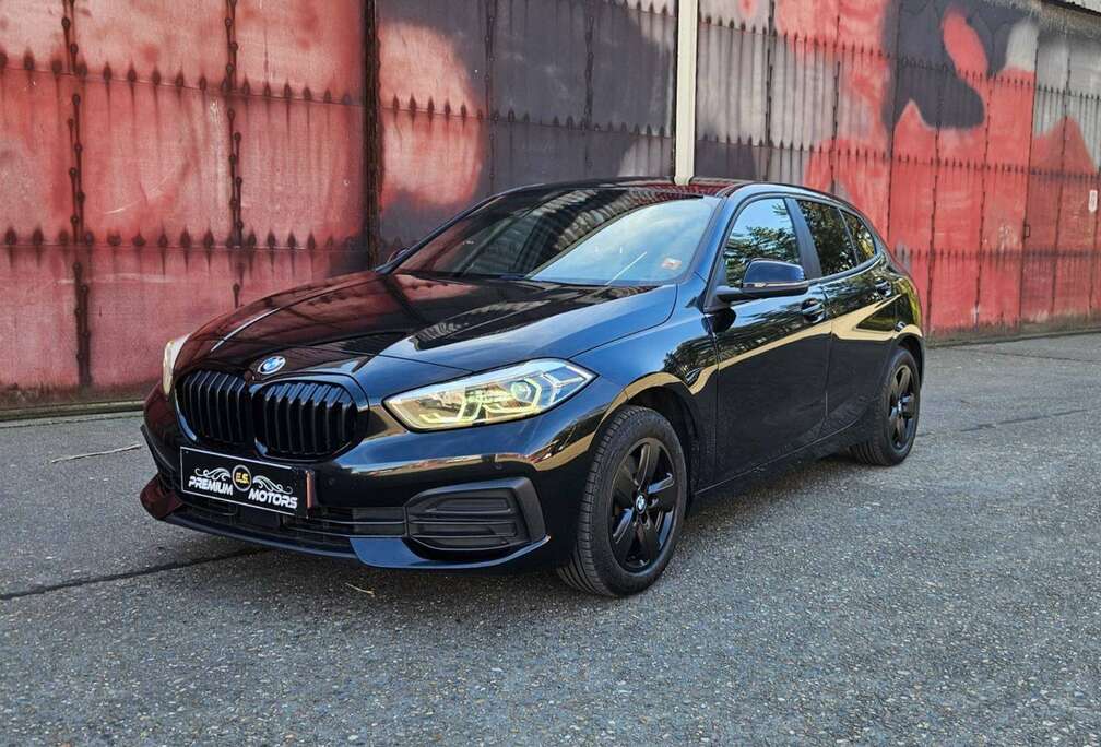 BMW iA SPORT FULL BLACK/NAVI GROOT/LED/KOPLAMPEN/PDC/LIVE COCKPIT