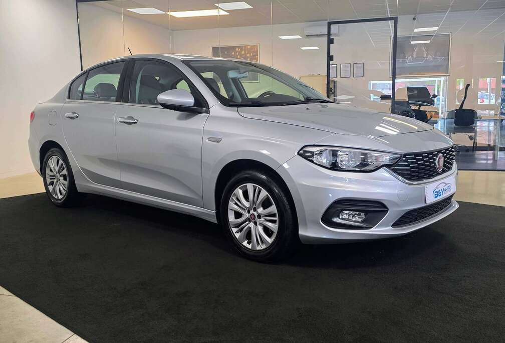 Fiat Tipo 1.6 D Euro6 Lounge Business / Camera / Navi