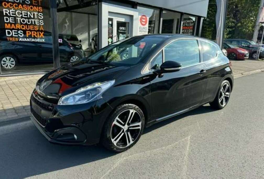 Peugeot 1.2 PureTech GT Line 3 portes (NOUVEAU MOTEUR)