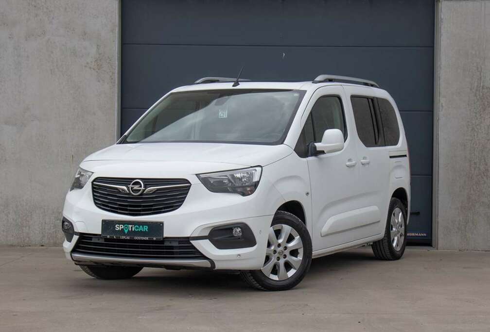 Opel L1 1.2 110PK MT6 CAMERANAVIPANO DAKKEYLESS